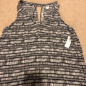 Women’s old navy tanks